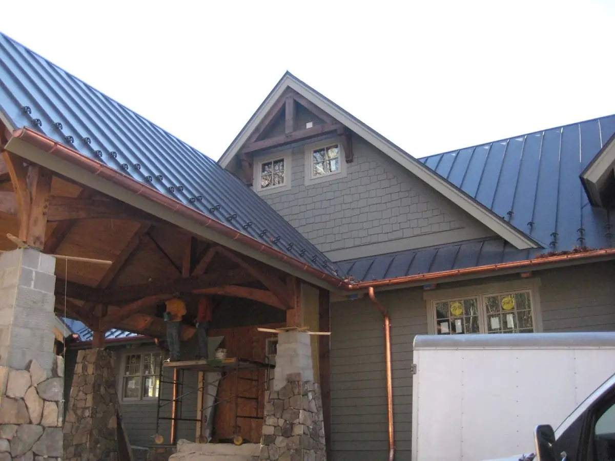 Craftsman Roofing team delivering quality roofing work in Treemont Terrace